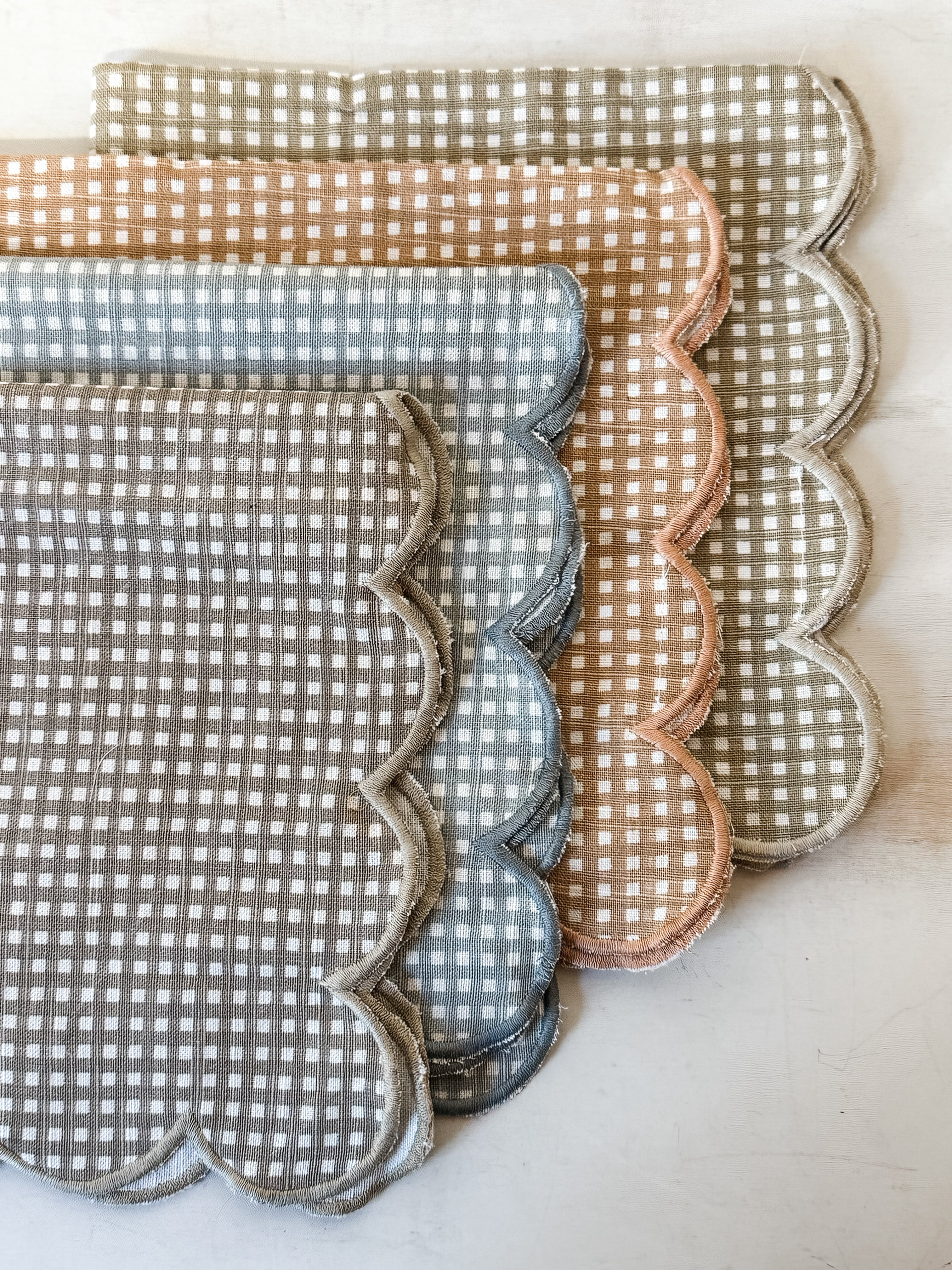 Cotton Printed Scalloped Napkins With Check Pattern & Stitched Edge, Set of 4