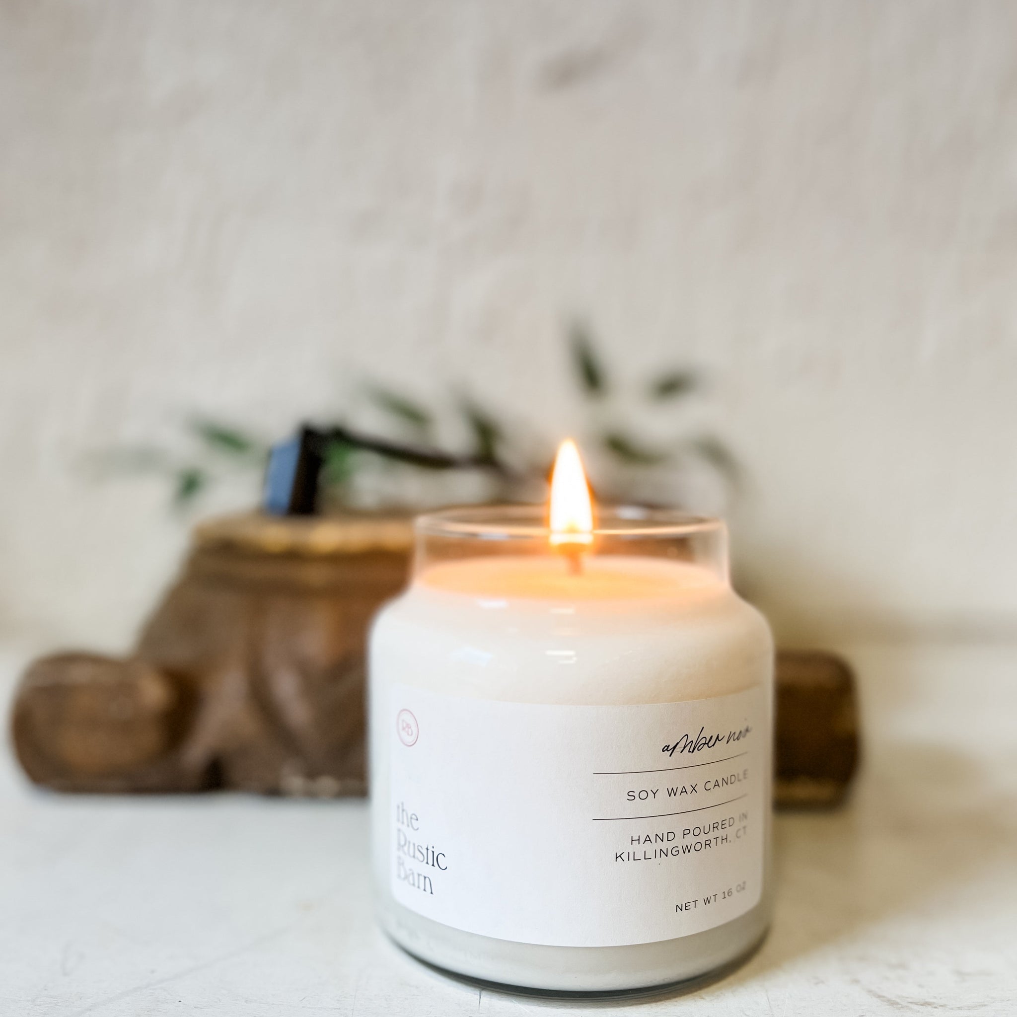 Amber Noir Hand Poured Soy Candle