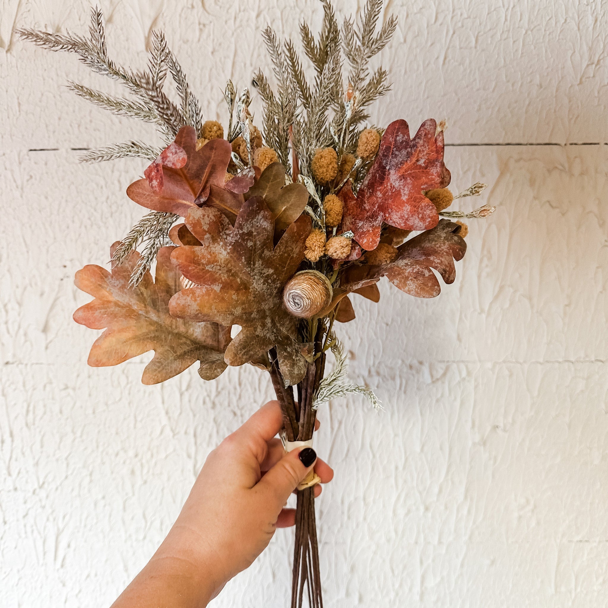 Oak & Pine Pompom Bundle Pick
