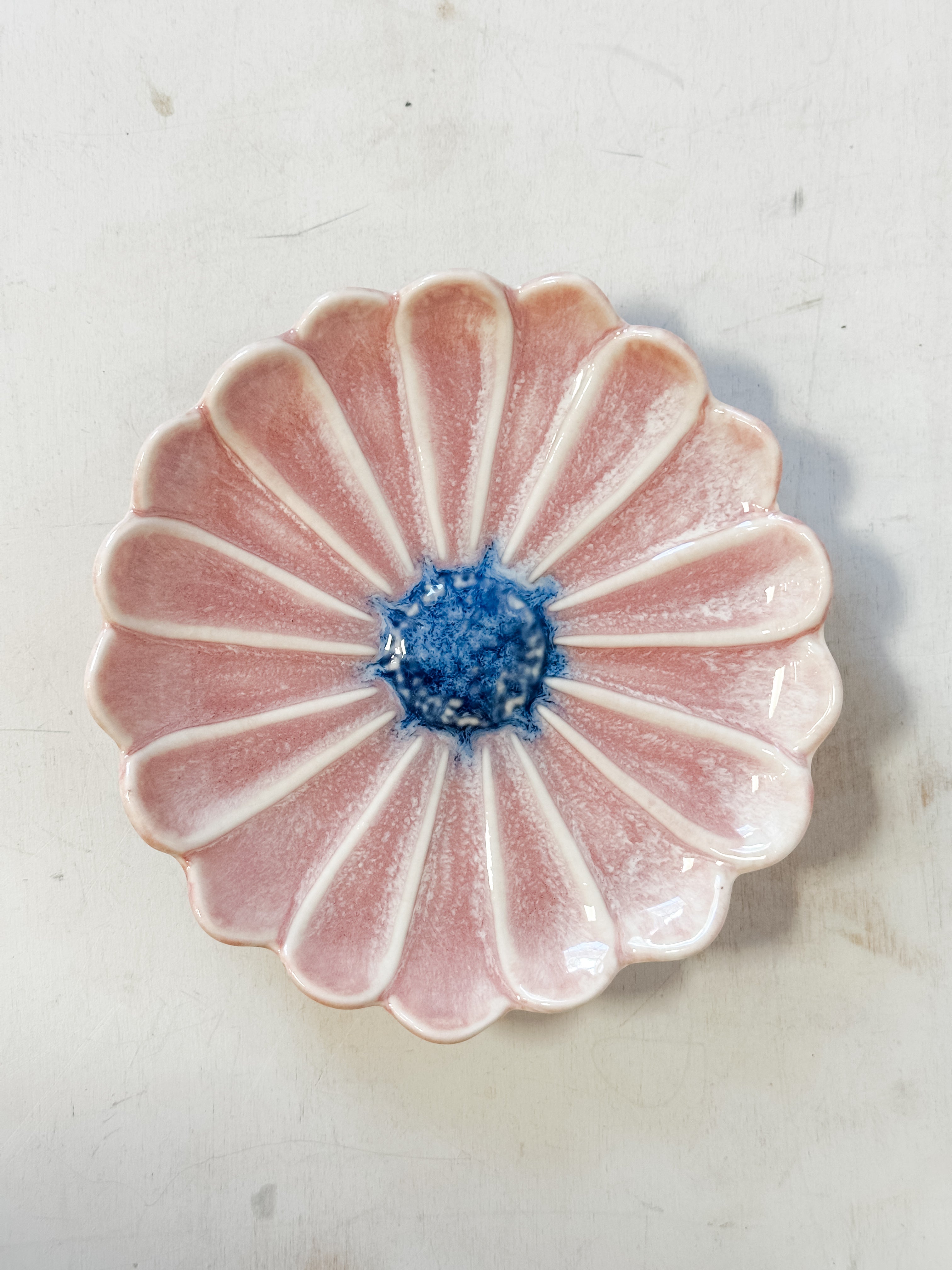 Stoneware Flower Shaped Dish, Large