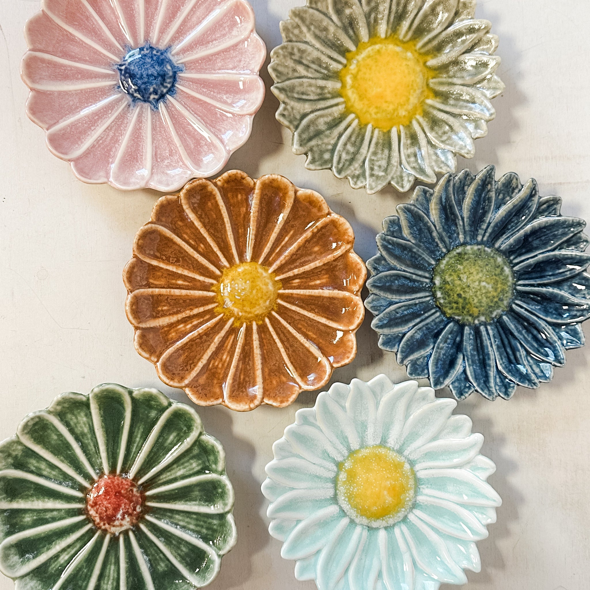 Stoneware Flower Shaped Dish, Large
