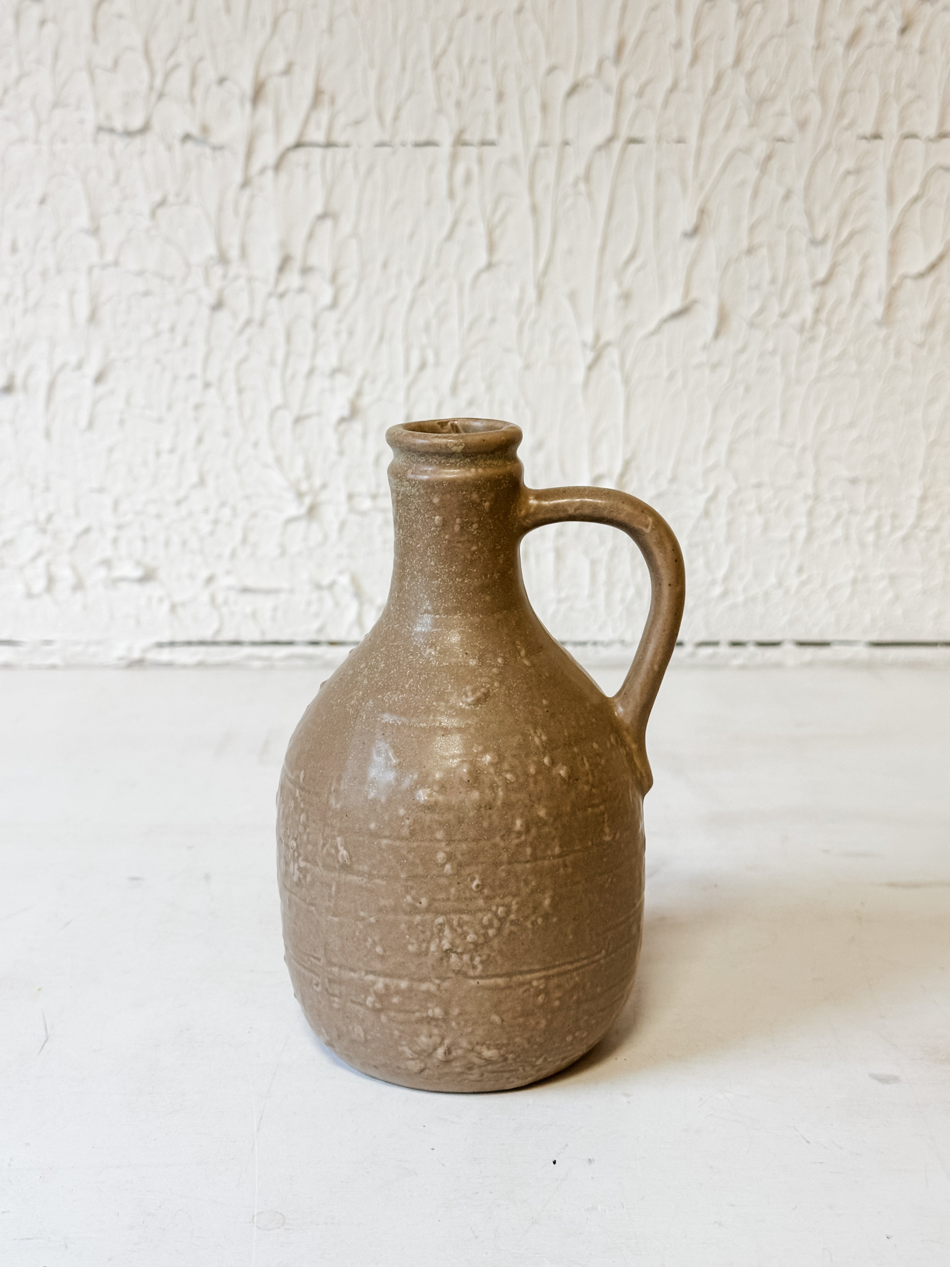 Stoneware Jug Vases, 4 Colors