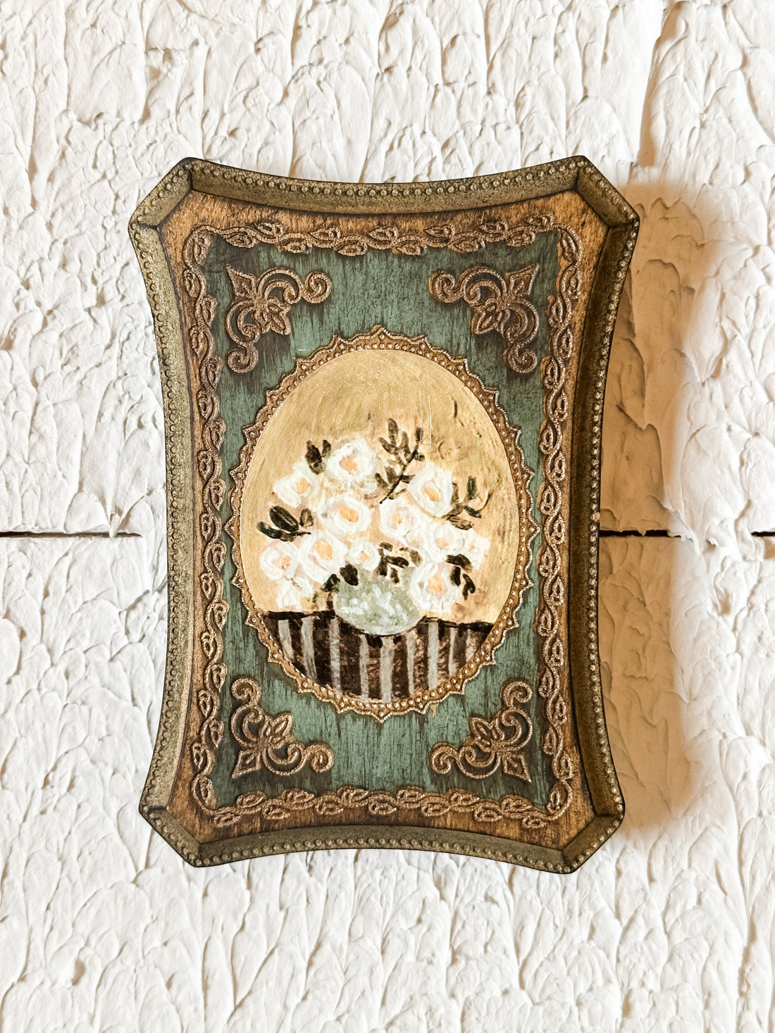 Wall Décor With Flowers in Vase, Antique Gold Finish