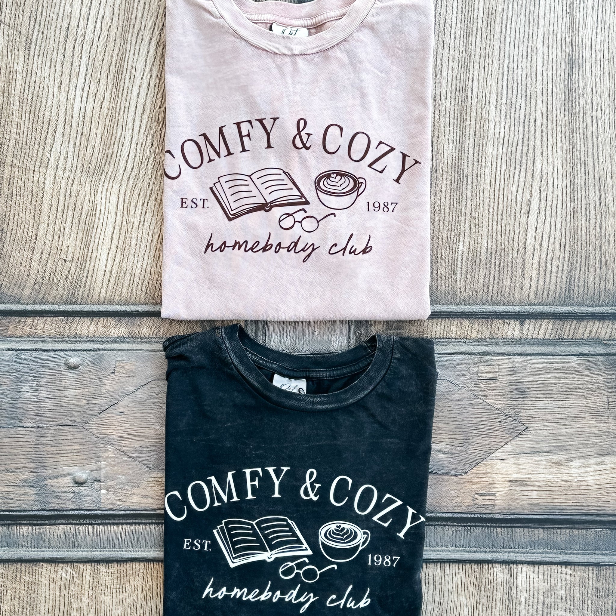 COMFY AND COZY HOMEBODY Mineral Washed Long Sleeve Graphic