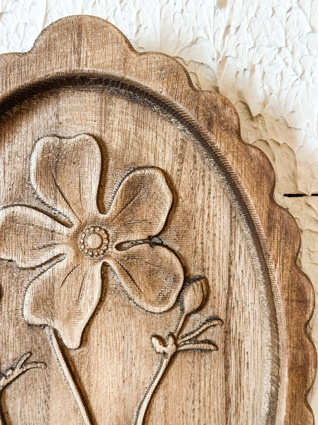 Wood Scalloped Wall Décor With Laser Etched Botanicals